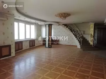 5-комнатная квартира, этаж 15 из 16, 369 м², на длительный срок