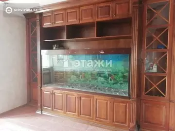 5-комнатная квартира, этаж 15 из 16, 369 м², на длительный срок