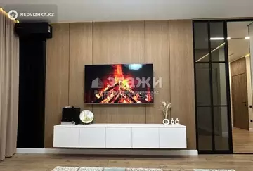 3-комнатная квартира, этаж 9 из 18, 82 м²