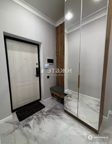 2-комнатная квартира, этаж 13 из 15, 42 м²