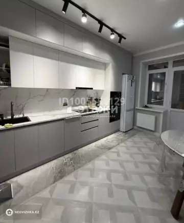 3-комнатная квартира, этаж 6 из 10, 70 м²