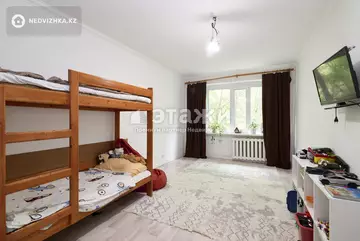 2-комнатная квартира, этаж 2 из 5, 48 м²