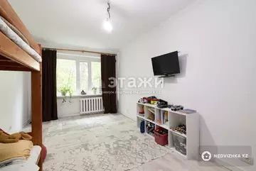 2-комнатная квартира, этаж 2 из 5, 48 м²