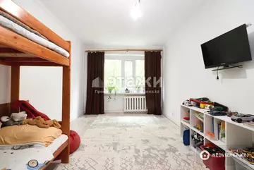 2-комнатная квартира, этаж 2 из 5, 48 м²