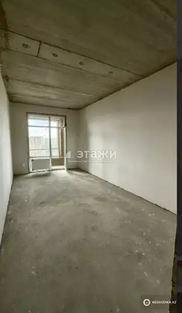 2-комнатная квартира, этаж 10 из 12, 61 м²