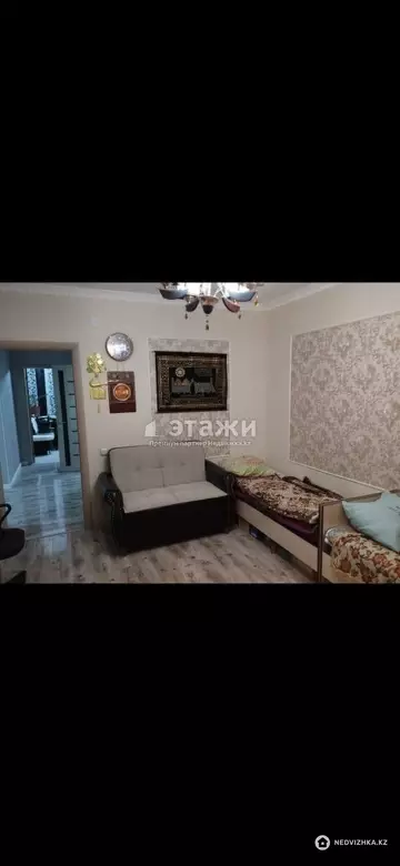 2-комнатная квартира, этаж 2 из 12, 63 м²