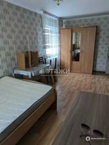 3-комнатная квартира, этаж 4 из 5, 59 м²
