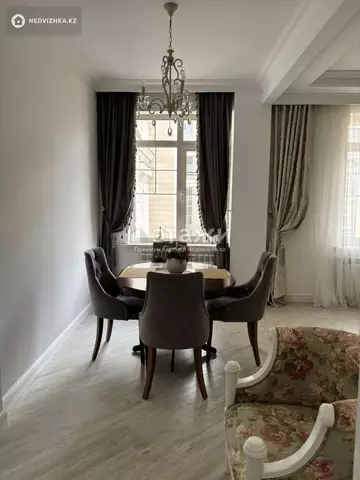 3-комнатная квартира, этаж 5 из 7, 110 м², на длительный срок