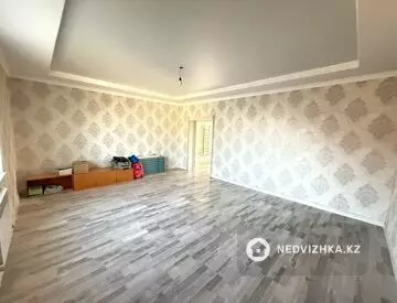7-комнатный дом, 12 соток, 280 м²