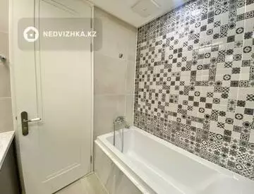 2-комнатная квартира, этаж 4 из 28, 50 м², на длительный срок