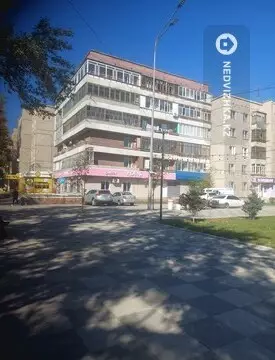 3-комнатная квартира, этаж 3 из 6, 65 м²