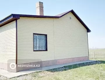 2-комнатный дом, 25 соток, 52 м²