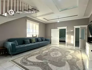 9-комнатный дом, 9 соток, 375 м²
