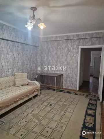 1-комнатная квартира, этаж 3 из 8, 34 м²