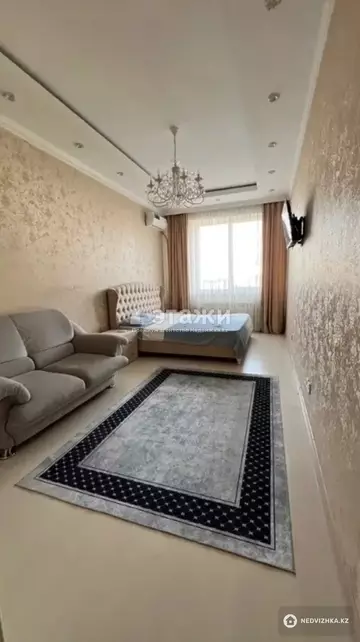 1-комнатная квартира, этаж 4 из 12, 42 м²