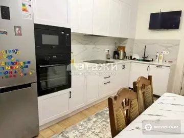 3-комнатная квартира, этаж 9 из 10, 87 м²