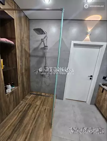 4-комнатная квартира, этаж 7 из 10, 180 м²