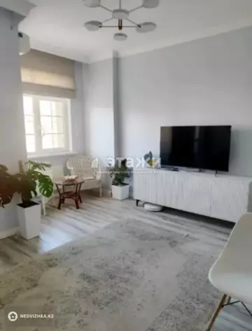 2-комнатная квартира, этаж 9 из 10, 49 м²