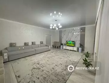 4-комнатный дом, 8 соток, 155 м²