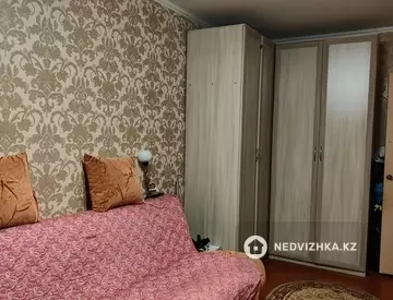 2-комнатная квартира, этаж 2 из 5, 65 м², на длительный срок