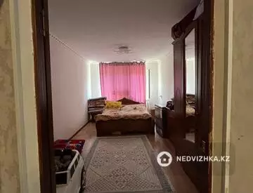 3-комнатная квартира, этаж 5 из 5, 61 м²
