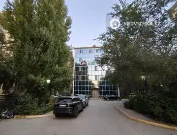 82 м², 2-комнатная квартира, этаж 2 из 4, 82 м², изображение - 13