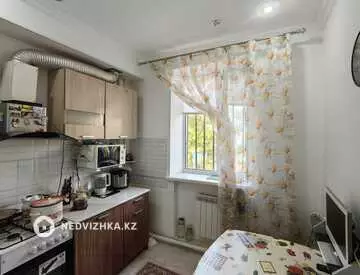2-комнатная квартира, этаж 1 из 2, 45 м²