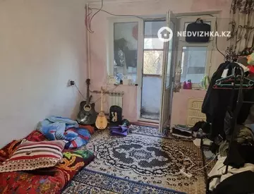 1-комнатная квартира, этаж 3 из 5, 33 м²