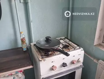 1-комнатная квартира, этаж 3 из 5, 33 м²