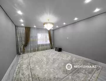 4-комнатная квартира, этаж 5 из 5, 156 м²