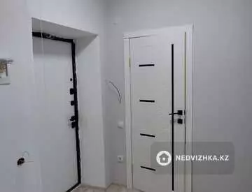 1-комнатная квартира, этаж 3 из 4, 56 м²