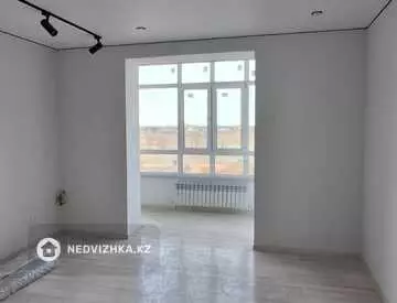 1-комнатная квартира, этаж 3 из 4, 56 м²