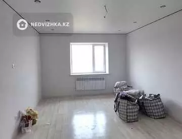 1-комнатная квартира, этаж 3 из 4, 56 м²