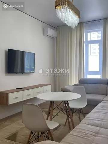 2-комнатная квартира, этаж 3 из 9, 50 м², на длительный срок