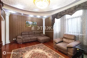 3-комнатный дом, 4 соток, 250 м²