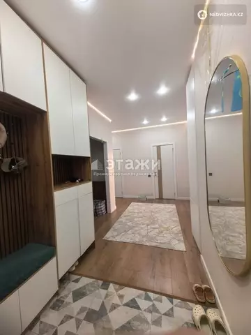 3-комнатная квартира, этаж 8 из 9, 95 м²
