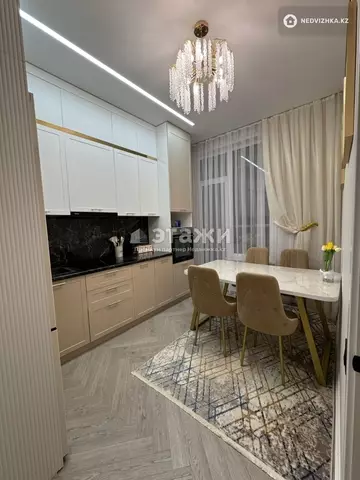 3-комнатная квартира, этаж 7 из 9, 87 м²
