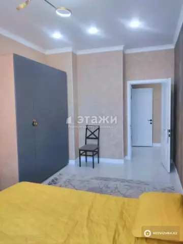 2-комнатная квартира, этаж 6 из 18, 64 м²