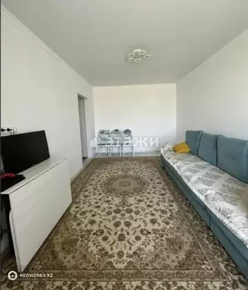 2-комнатная квартира, этаж 9 из 12, 58 м²