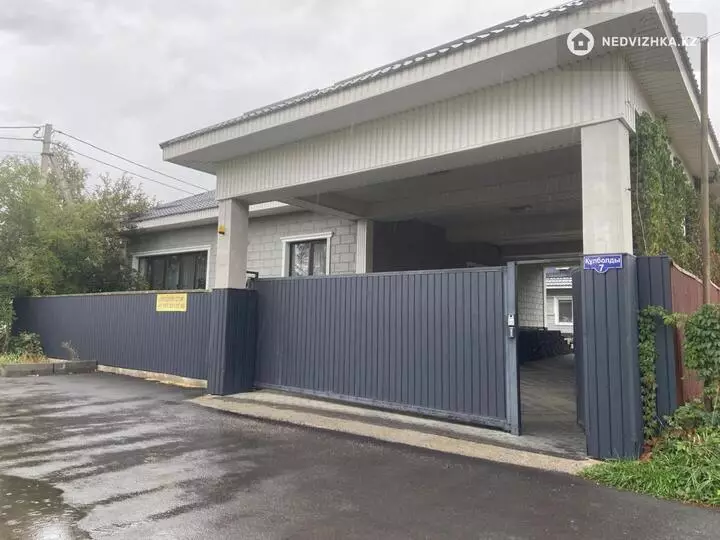 180 м², 4-комнатный дом, 6 соток, 180 м², изображение - 1