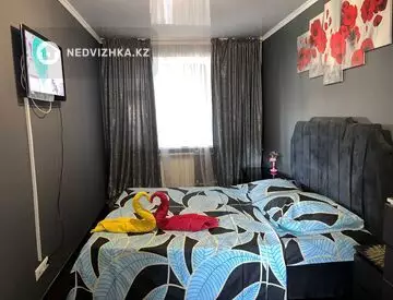 2-комнатная квартира, этаж 3 из 7, 65 м², посуточно
