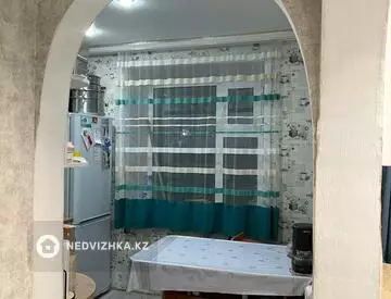 3-комнатная квартира, этаж 2 из 5, 70 м²