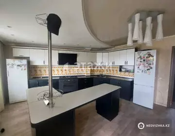 2-комнатная квартира, этаж 5 из 5, 80 м²