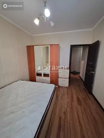 2-комнатная квартира, этаж 8 из 12, 59 м²