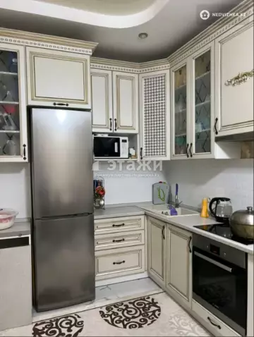 3-комнатная квартира, этаж 10 из 12, 90 м²