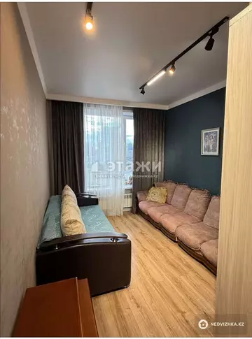 4-комнатная квартира, этаж 8 из 9, 124 м²