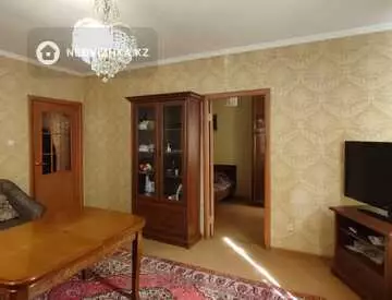 3-комнатная квартира, этаж 2 из 2, 61 м²