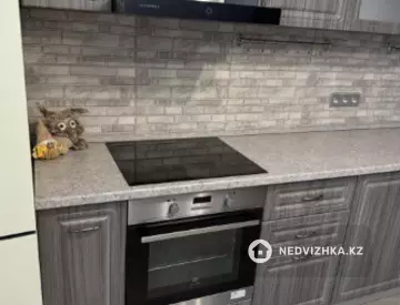 2-комнатная квартира, этаж 5 из 9, 60 м², на длительный срок
