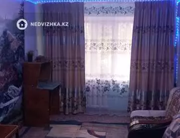 2-комнатная квартира, этаж 1 из 5, 45 м², на длительный срок