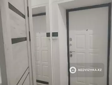 2-комнатная квартира, этаж 5 из 10, 64 м²